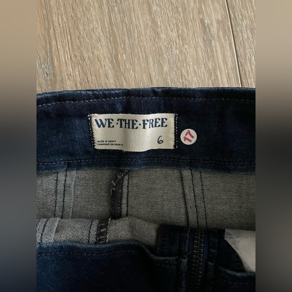 NWT We The Free Free People Women’s Layla Denim Zip-Front Mini Skirt - Size 6 - Picture 7 of 10